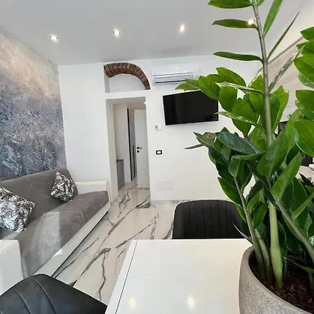 Апартаменты Luxury Carrara
